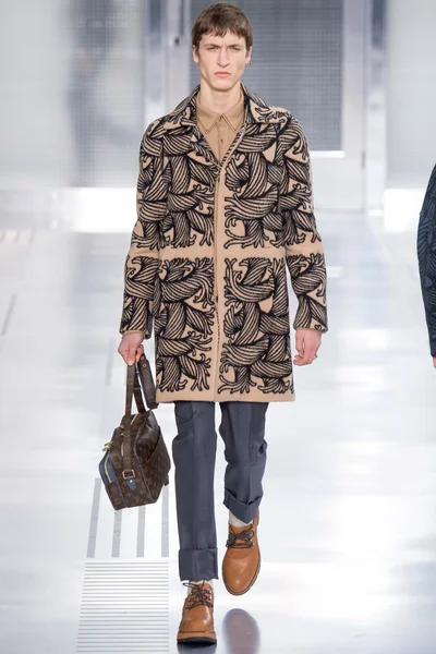 Look 6